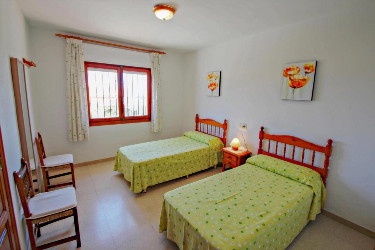 Laura-29A - Pretty Holiday Property With Garden And Private Pool In Калпе Екстериор снимка